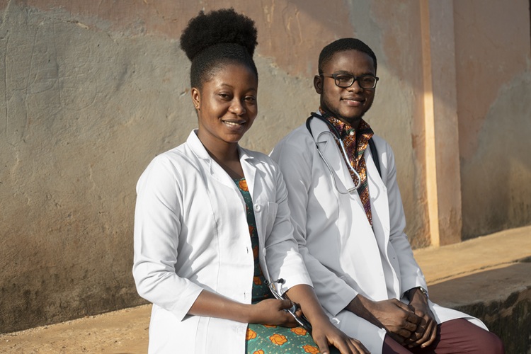Médecins en action